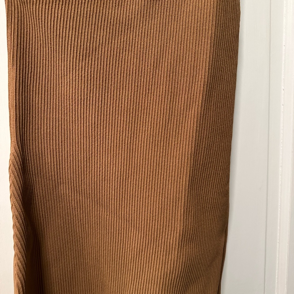 Babaton Aritzia Sculpt Knit One-Shoulder Dress NWT Size Medium - Picture 3 of 6